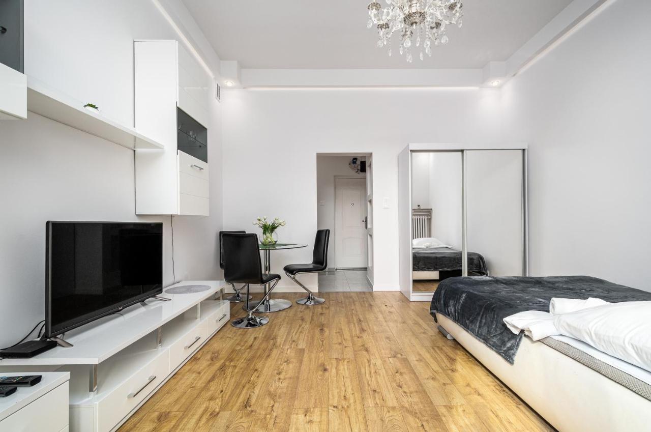 Апартаменты Apart D&K Apartament Z Widokiem Na Palac Kultury I Nauki Варшава Экстерьер фото